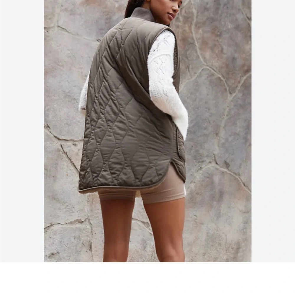 Varley Quilted Olive Green Sleeveless Vest